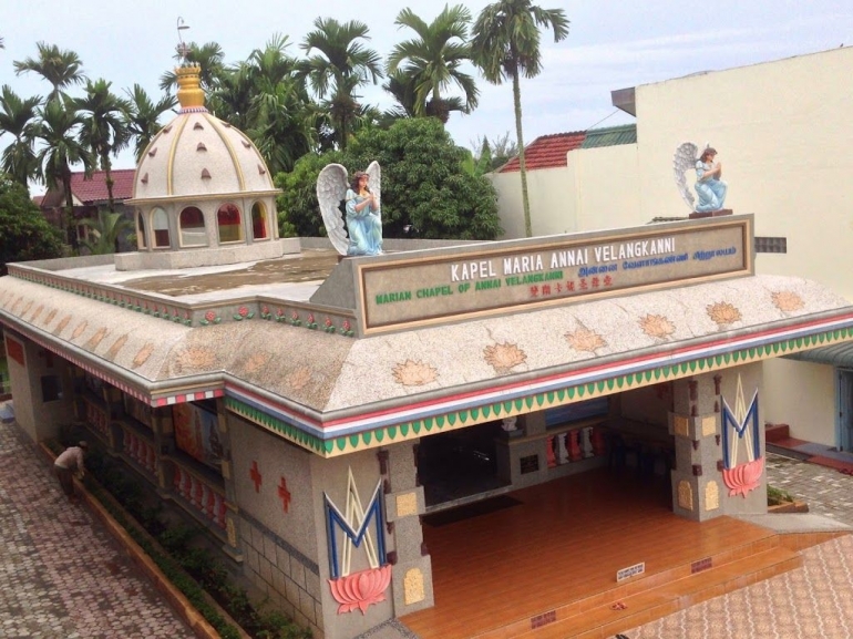 Image: Kapel Maria Annai Velangkani tempat berdoa para biarawati (by Merza Gamal)