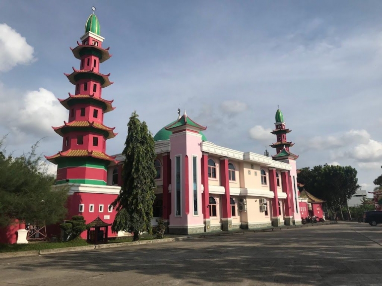 Image: Masjid CengHo dari sisi lain (by Merza Gamal)