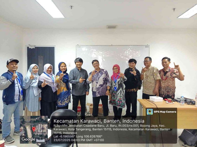 Foto Kebersamaan Source ; Dokumen Pribadi Guru guru