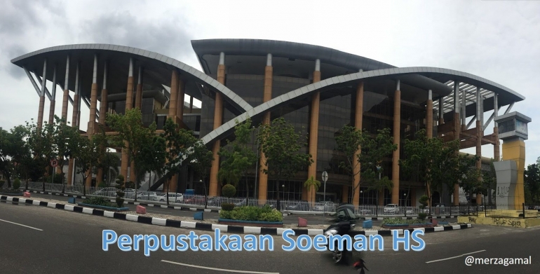 Image: Gedung Perpustakaan Soeman HS saat ini (by Merza Gamal)