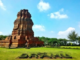 Image: Candi Brahu (Photo by Merza Gamal)