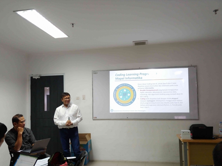 Suasana Kelas Saat Pelatihan Koding KA , Dok Prbadi Jody Aryono