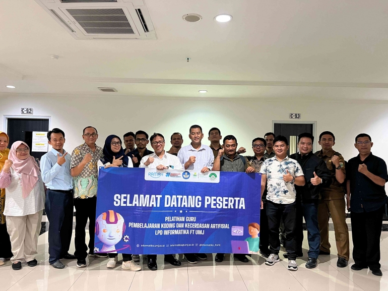 Bersama Guru Guru Hebat, Kelas 9.8 Koding KA Dok. Jody Aryono