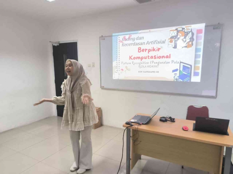 Ibu Rizka Tetap Semangat Bikin Kelas tambah Ceria Dok FTUMJ Mas Fauzan