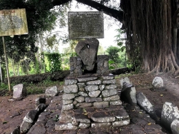 Image: Situs Batu Batikam di Dusun Tuo Nagari Limokaum (Photo by Merza Gamal)