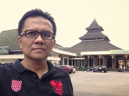 Image:  Jelajah Nusantara Kakek Merza ke Masjid Agung Sumedang