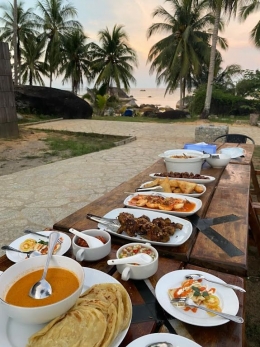 Image: Berbuka dengan yang halal (Photo by Merza Gamal)